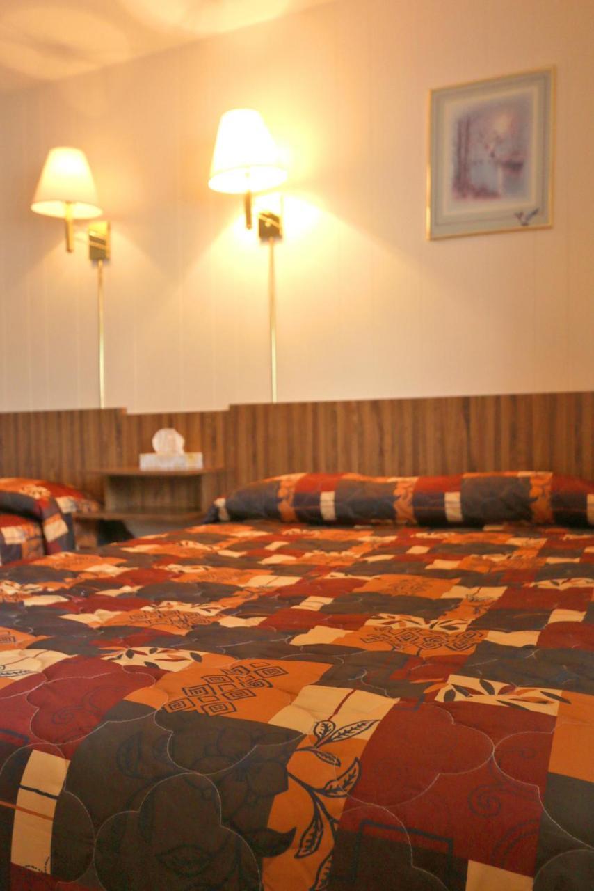 קרסטון Sunset Motel מראה חיצוני תמונה